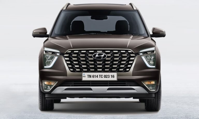 Hyundai Alcazar to compete against new Tata Safari and Mahindra XUV500. Launched at Rs 16.30 lakhs!